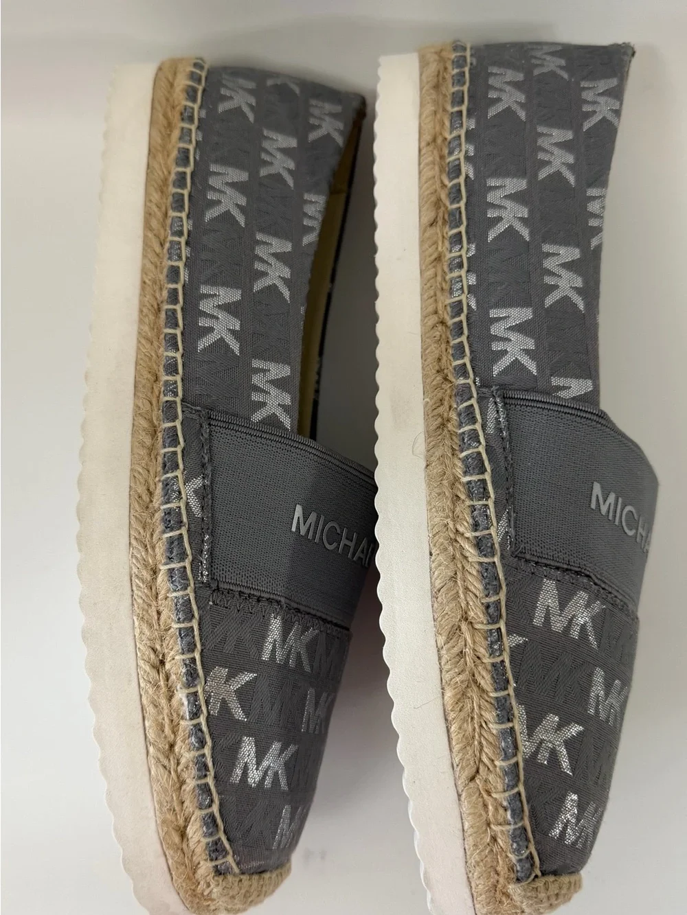 Michael Kors Women’s Size 8 Gray Silver MK Logo Espadrille Slip On Flats